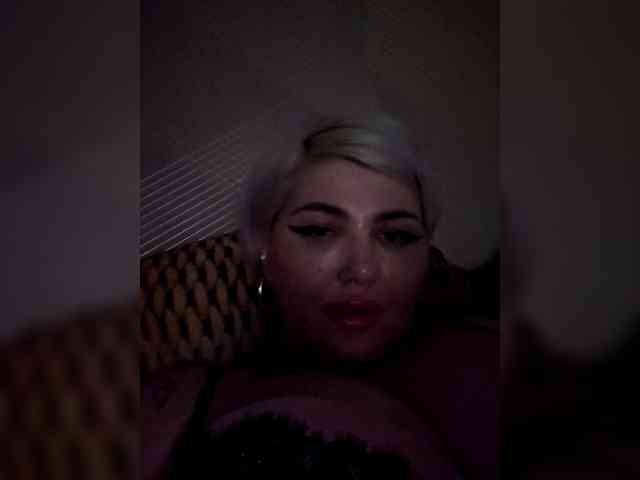Allaloveyou35a webcam