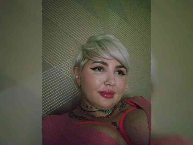 Allaloveyou35a webcam