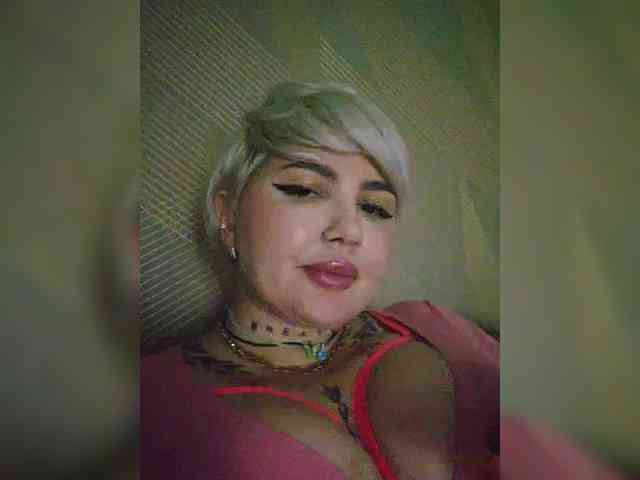 Allaloveyou35a webcam