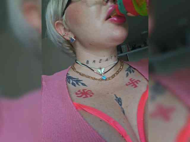 Allaloveyou35a webcam