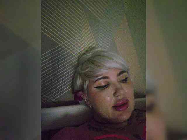 Allaloveyou35a webcam