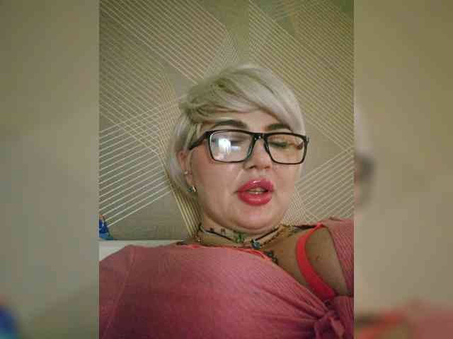 Allaloveyou35a webcam