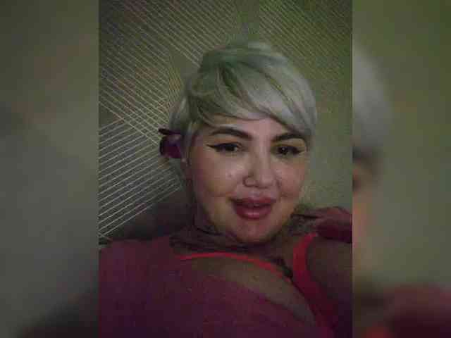 Allaloveyou35a webcam