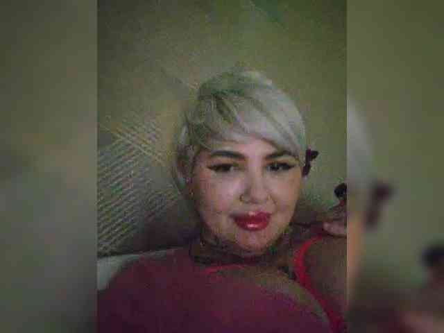 Allaloveyou35a webcam