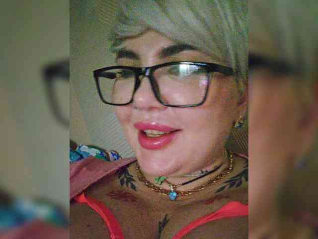 Allaloveyou35a webcam