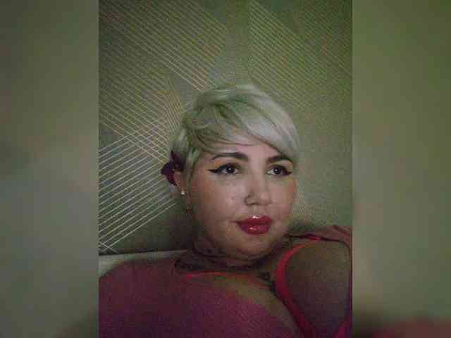 Allaloveyou35a webcam