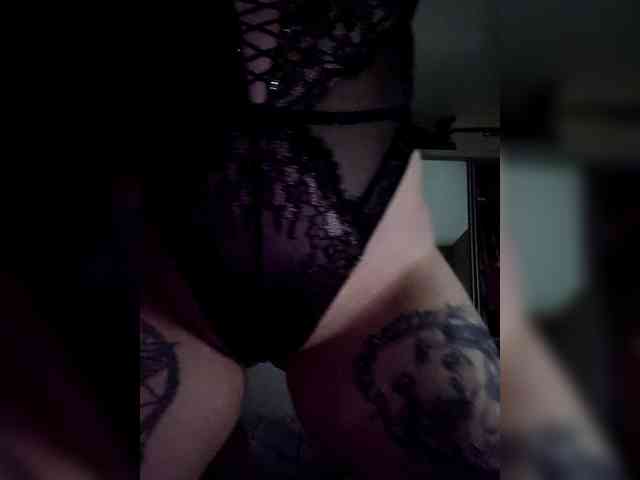 Allaloveyou35a webcam