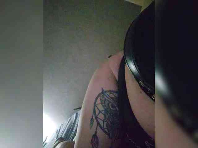 Allaloveyou35a webcam