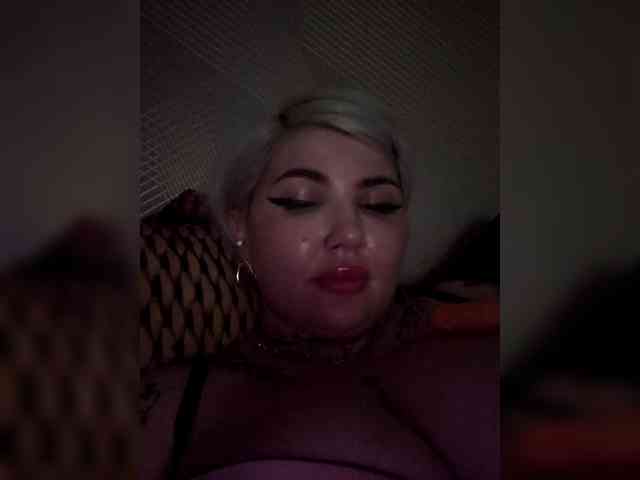 Allaloveyou35a webcam