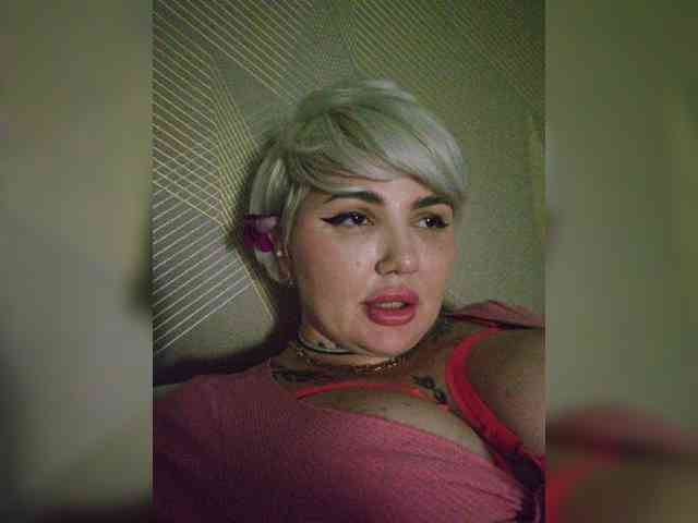 Allaloveyou35a webcam