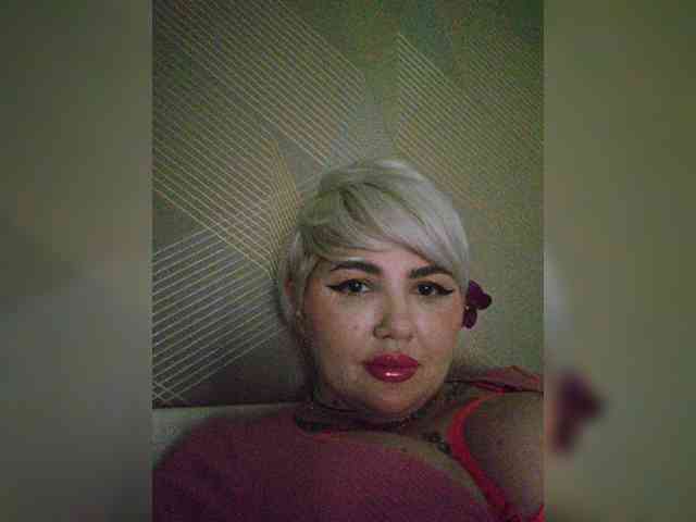 Allaloveyou35a webcam