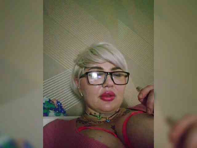 Allaloveyou35a webcam