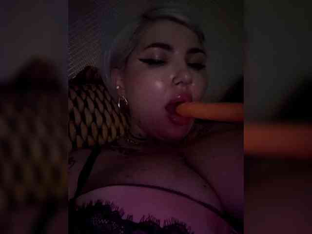 Allaloveyou35a webcam