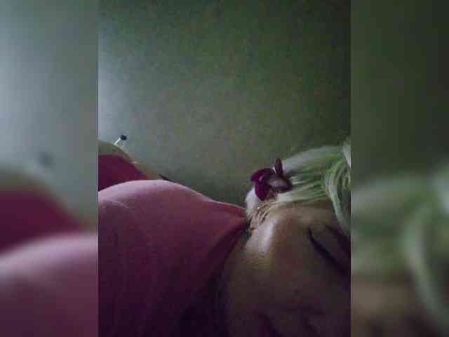 Allaloveyou35a webcam