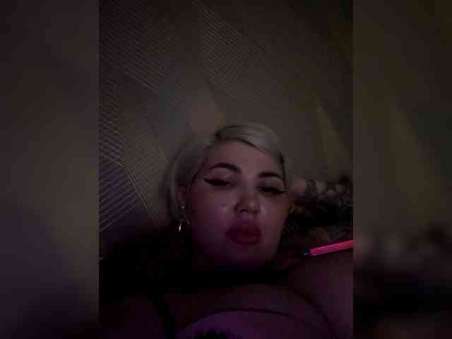 Allaloveyou35a webcam