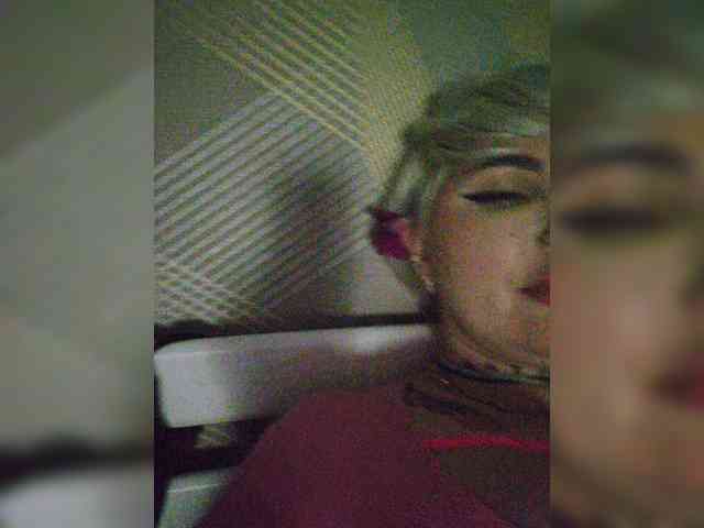 Allaloveyou35a webcam