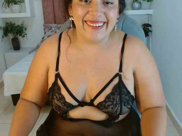 Helen-Reyes webcam