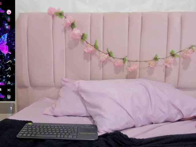natali-mendoza webcam