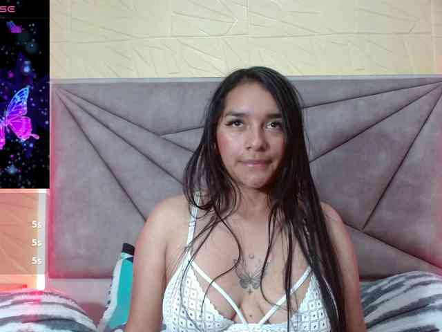 natali-mendoza webcam