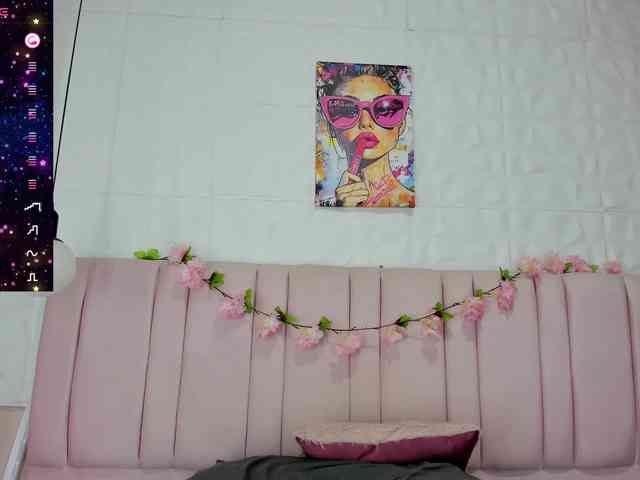 natali-mendoza webcam