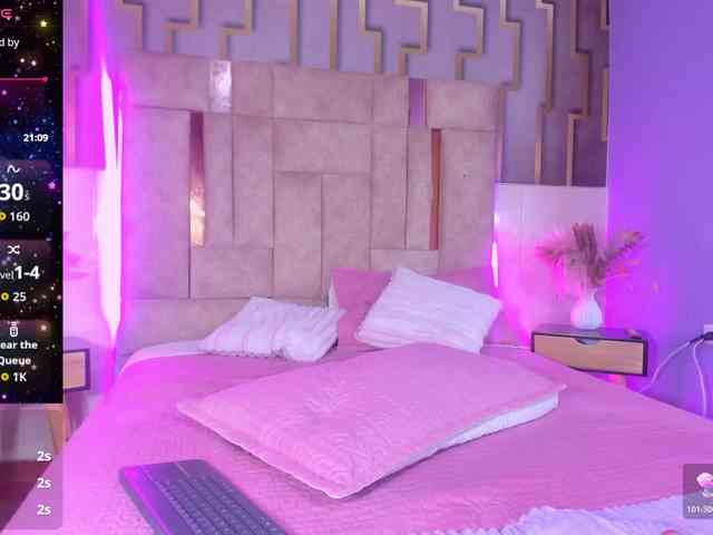 natali-mendoza webcam