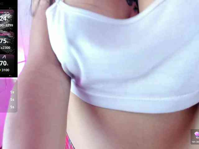 natali-mendoza webcam