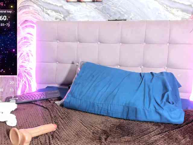 natali-mendoza webcam