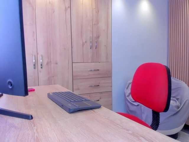 Trinitixx live webcam show