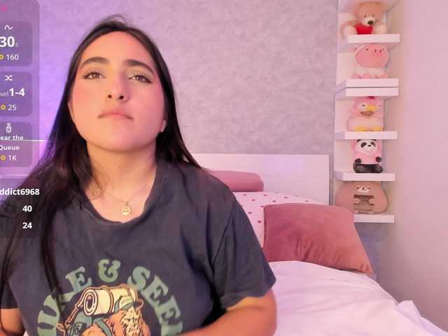 LuluWest live cam on BongaCams