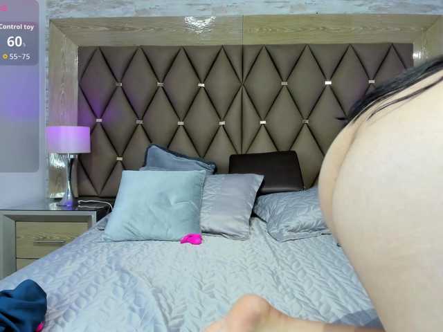 LuluWest live cam on BongaCams