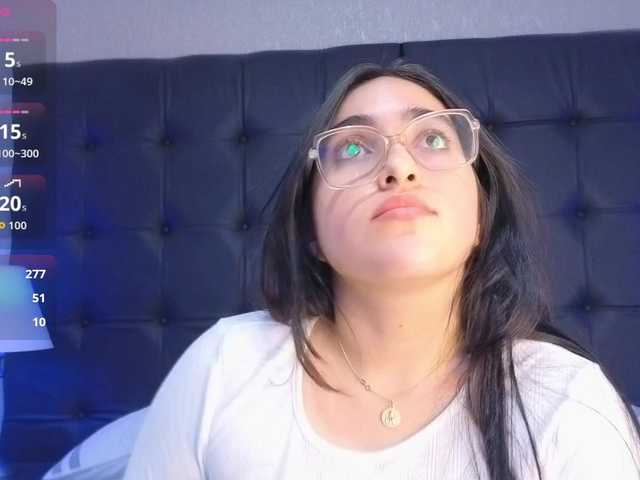 LuluWest live cam on BongaCams