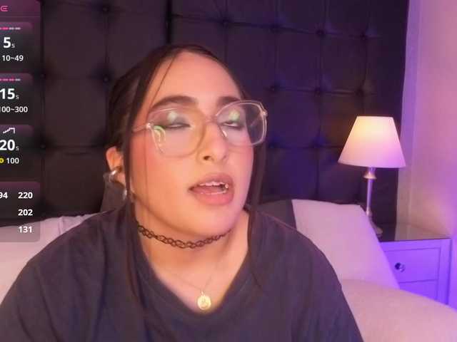 LuluWest live cam on BongaCams