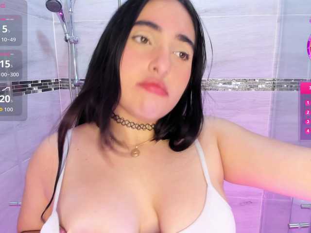 LuluWest live cam on BongaCams