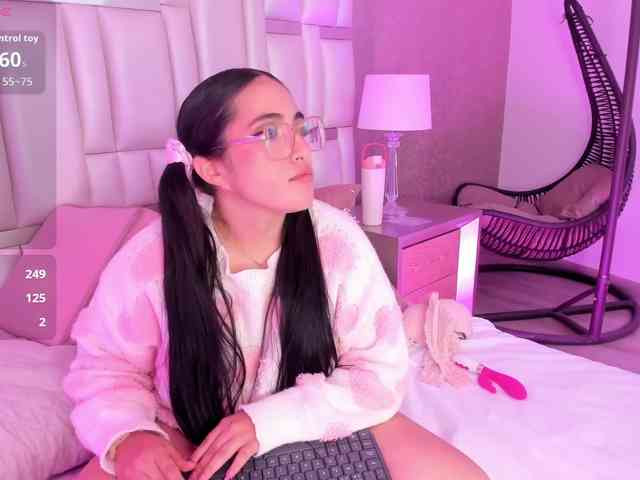 LuluWest webcam