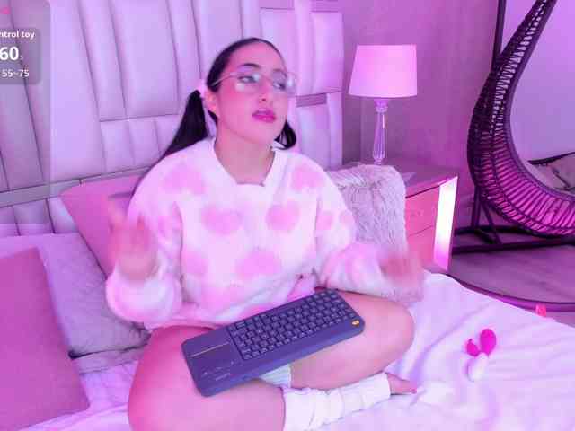 LuluWest webcam
