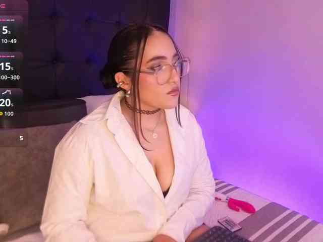 LuluWest webcam