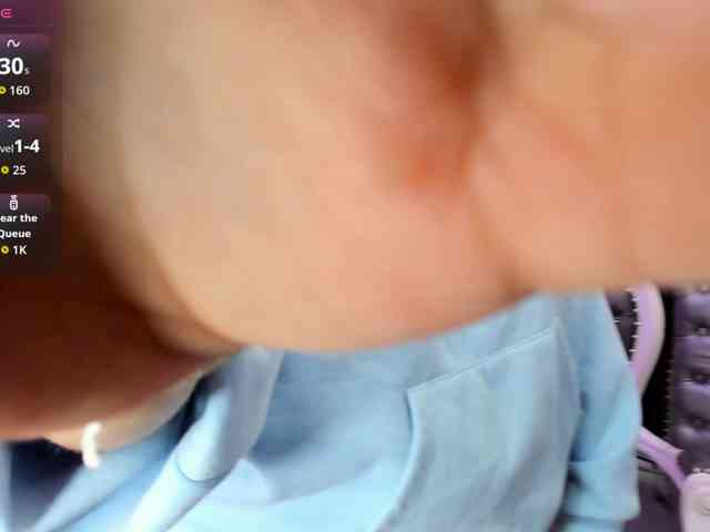 LuluWest webcam
