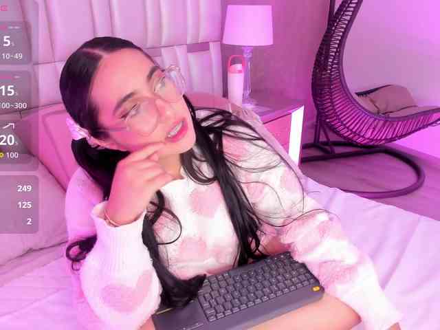 LuluWest webcam