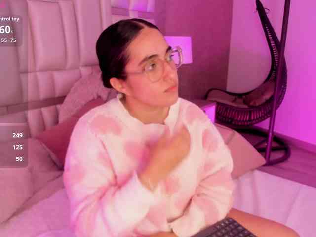 LuluWest webcam