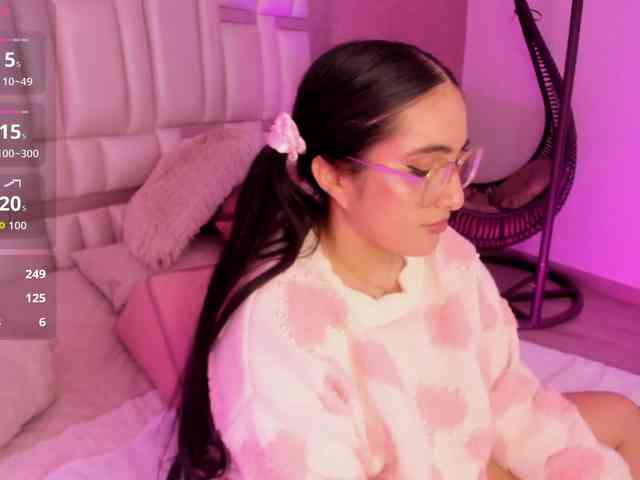 LuluWest webcam
