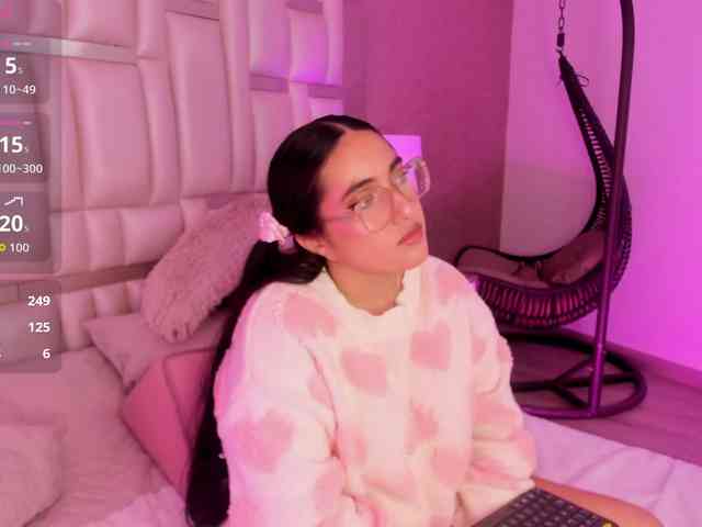 LuluWest webcam