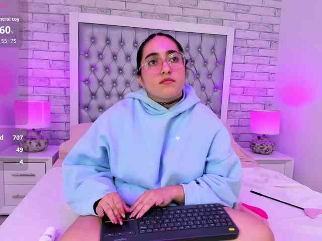LuluWest webcam