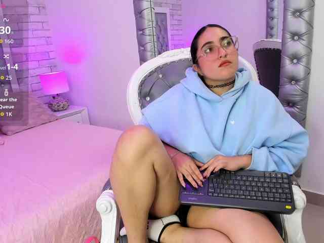 LuluWest webcam