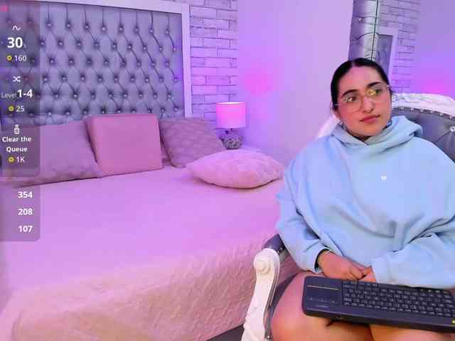 LuluWest webcam
