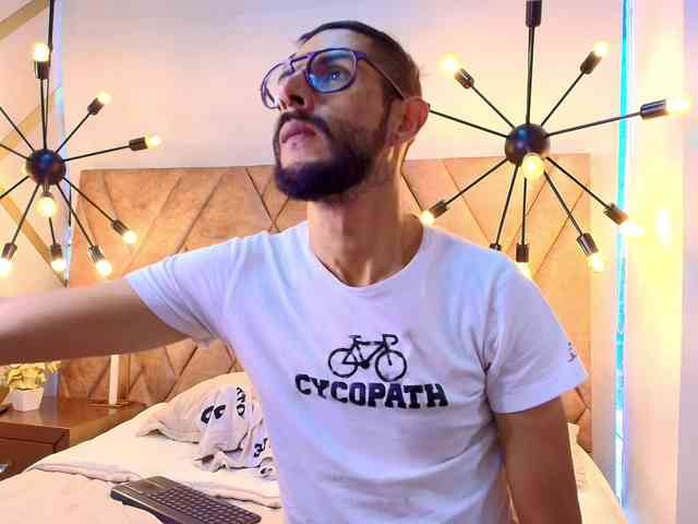 HornnyBboy Sex Cam Show