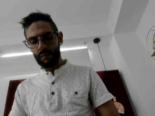 HornnyBboy Sex Cam Show