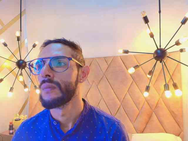 HornnyBboy Sex Cam Show