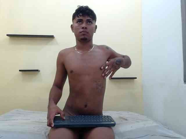 patrickvsnoah69 Sex Cam Show