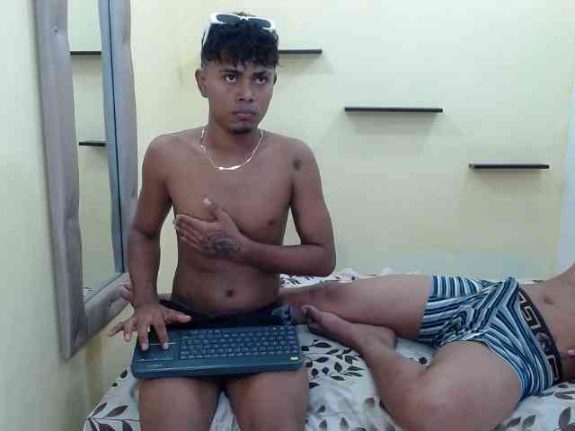 patrickvsnoah69 Sex Cam Show
