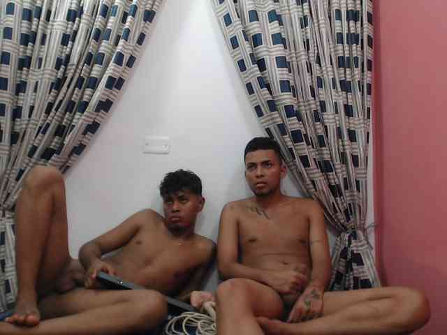patrickvsnoah69 Sex Cam Show